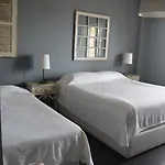 Dome Alvares Cabral 3* ליסבון