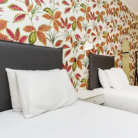 Dome Alvares Cabral Guest house Lisbon