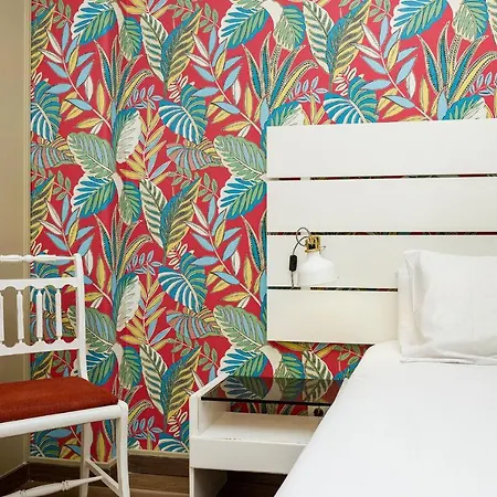 Dome Alvares Cabral Pensión 3*