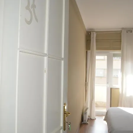 Dome Alvares Cabral Pensión 3*