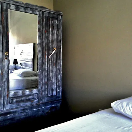 Dome Alvares Cabral Guest house
