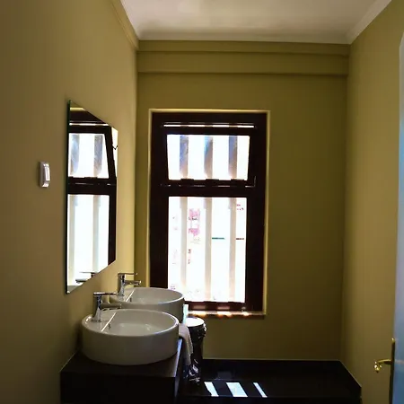 Dome Alvares Cabral Pensión