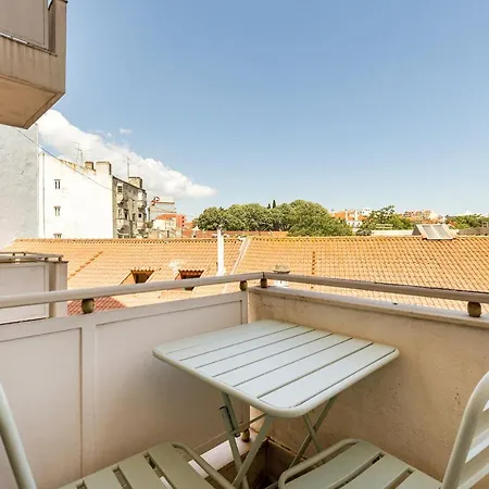 Dome Alvares Cabral 3*